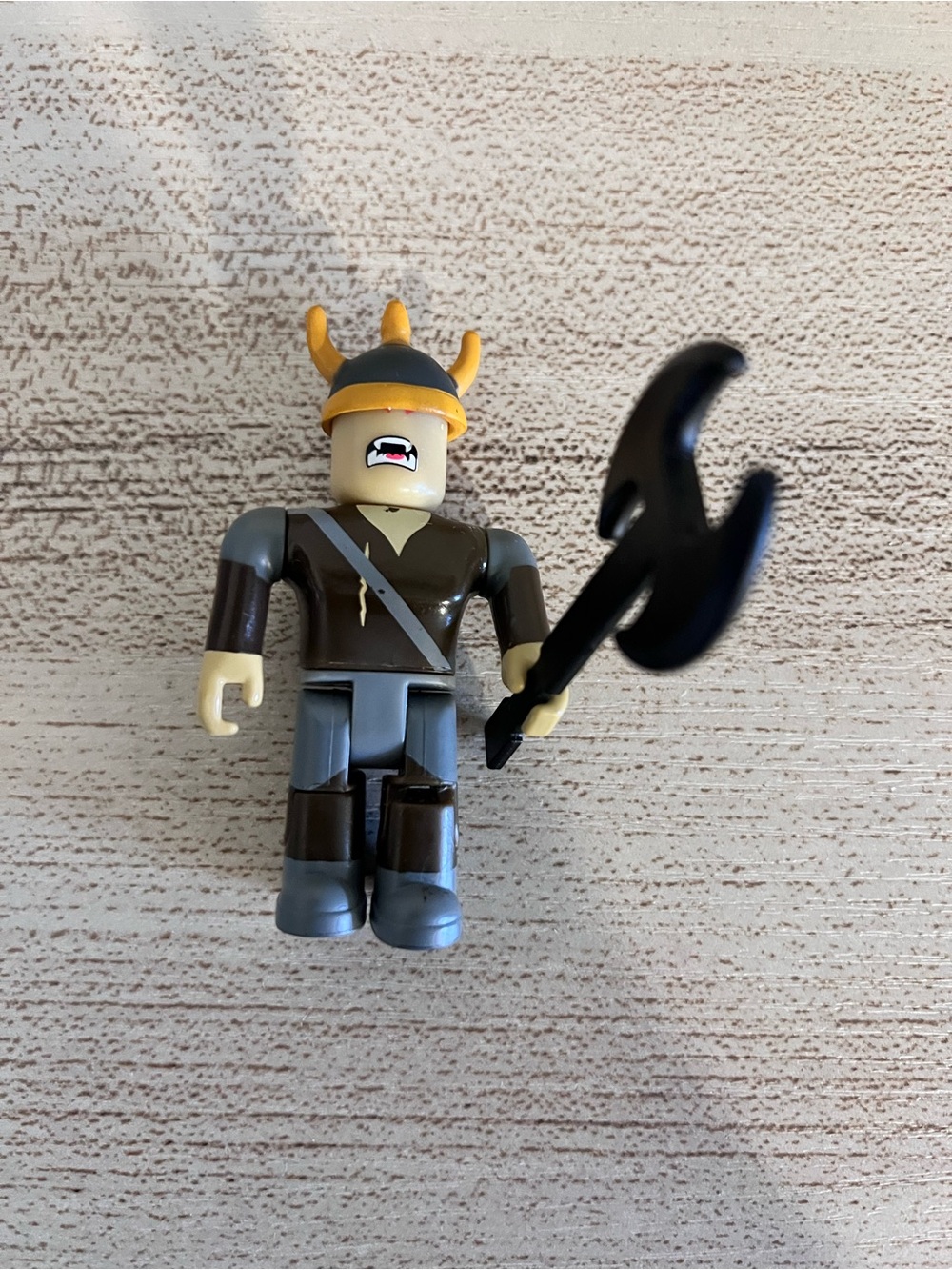 ROBLOX Series 6 Summoner Tycoon Viking with Weapon